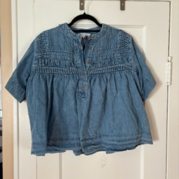 Solitaire Denim Short Sleeve Blouse - Picture 1 of 2
